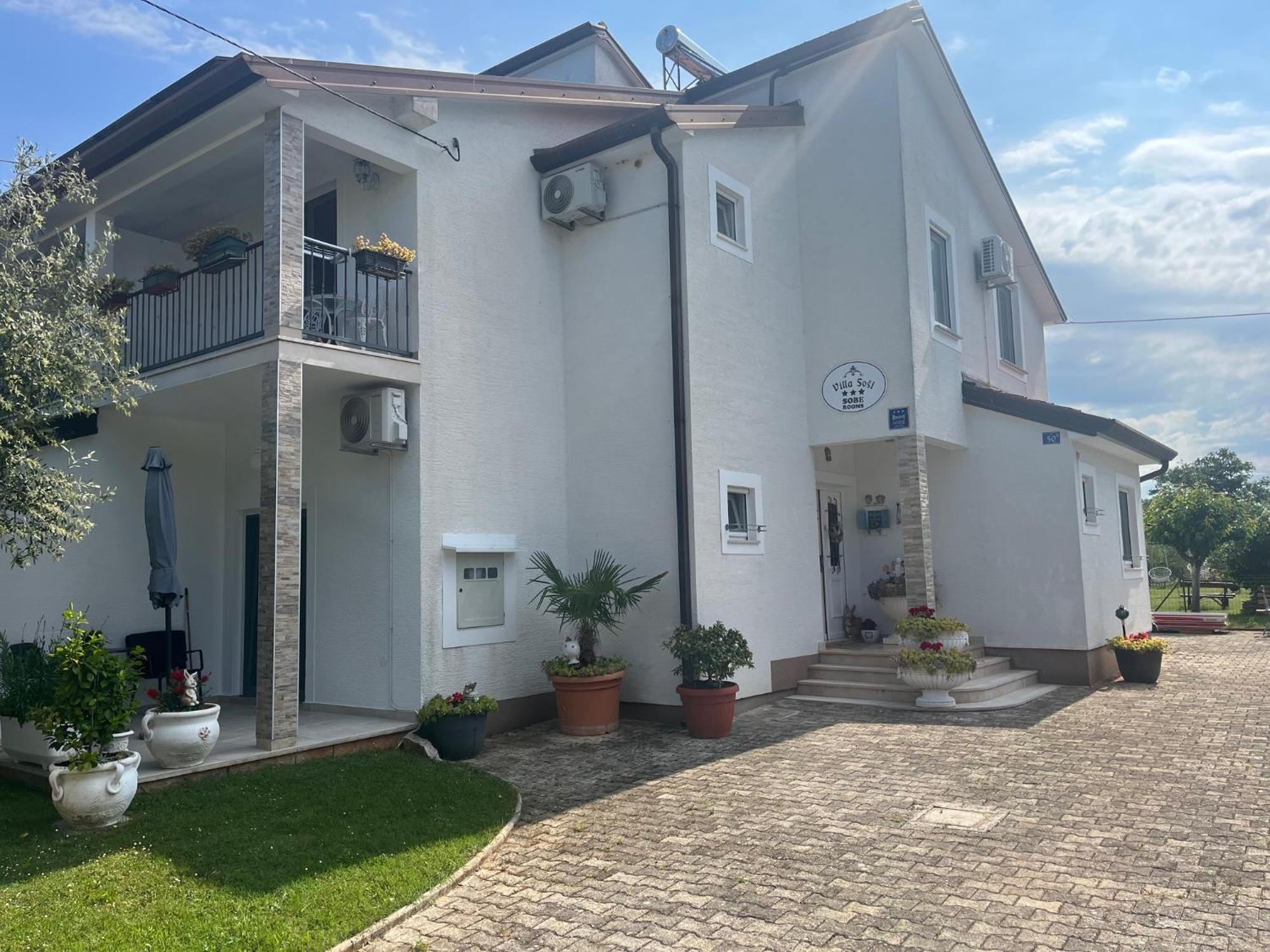 أوماغ Guest House Sosi المظهر الخارجي الصورة